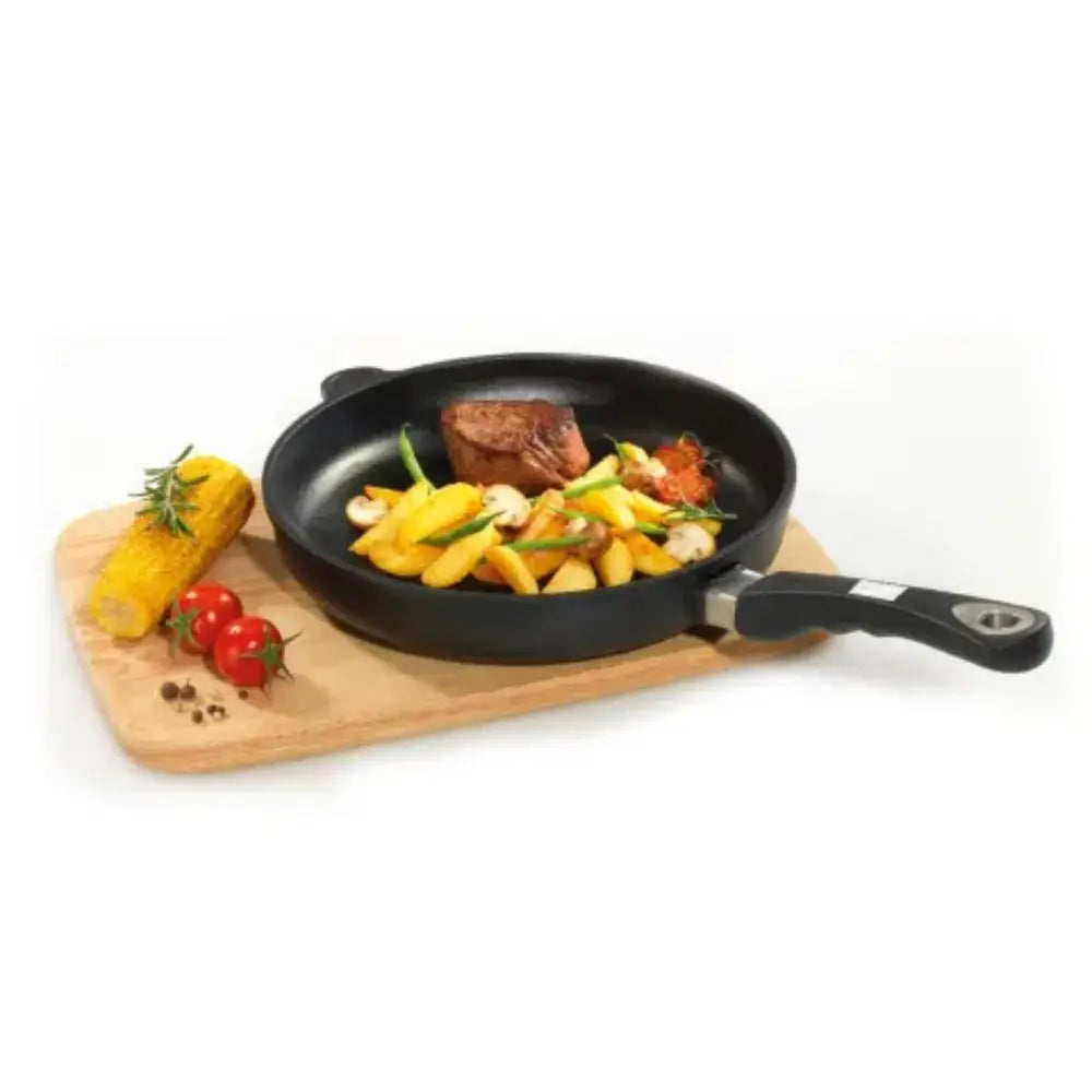 AMT Gastroguss Non-Stick Tossing Pan 24cm