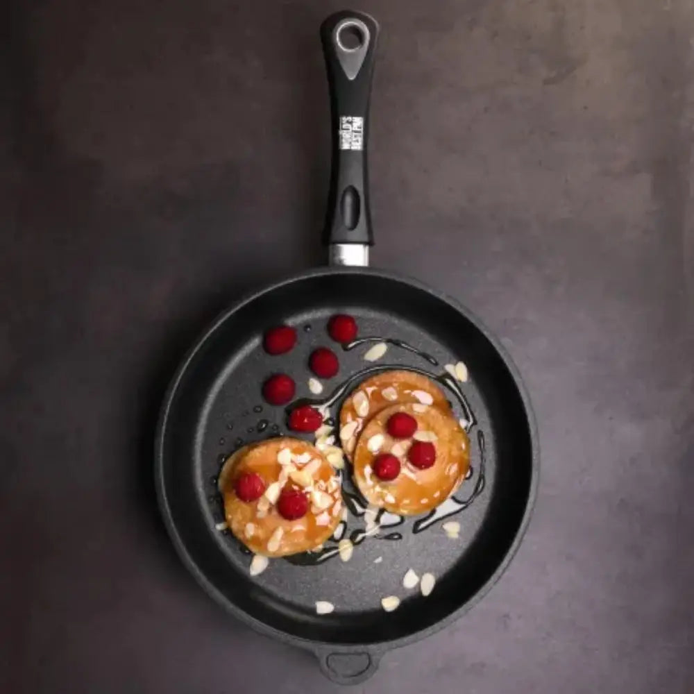 AMT Gastroguss Non-Stick Tossing Pan 28cm