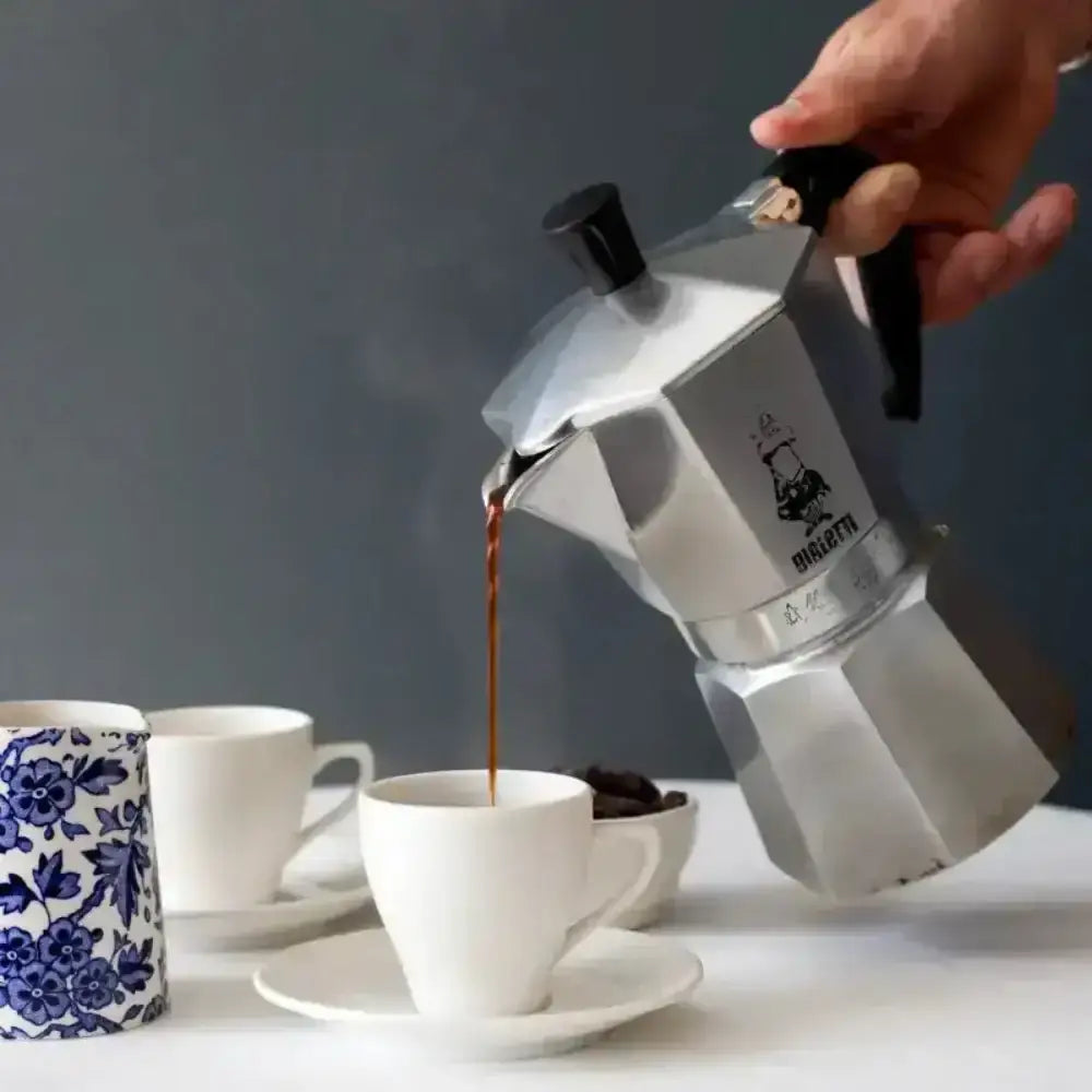 Bialetti Moka Express Stovetop Espresso Maker 4 Cup