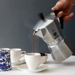 Bialetti Moka Express Stovetop Espresso Maker 6 Cup