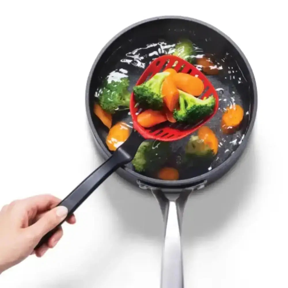 Dreamfarm Lestrain Dripless Strainer Red