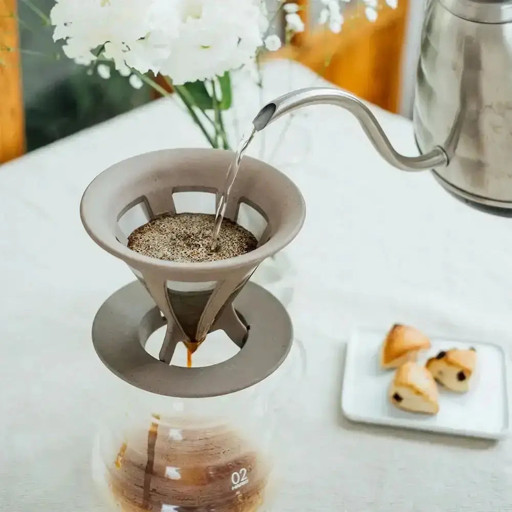 Hario Baton Cafeor Paperless Coffee Dripper 02