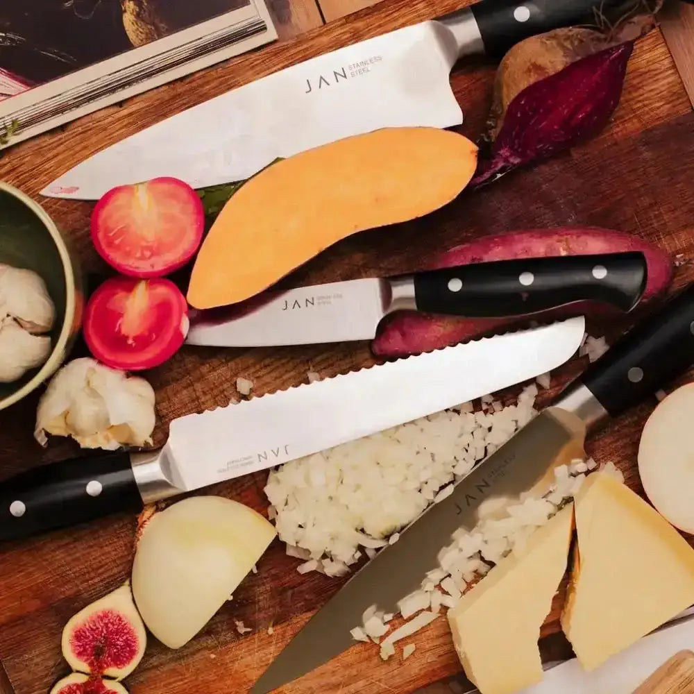 Jan Bread Knife 20cm in Magnetic Box